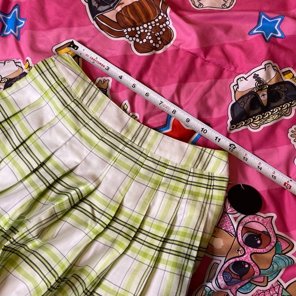 F21 green plaid skirt - Picture 7 of 8